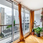 Guestready - Skyline Serenity Near Famous Hotspots
